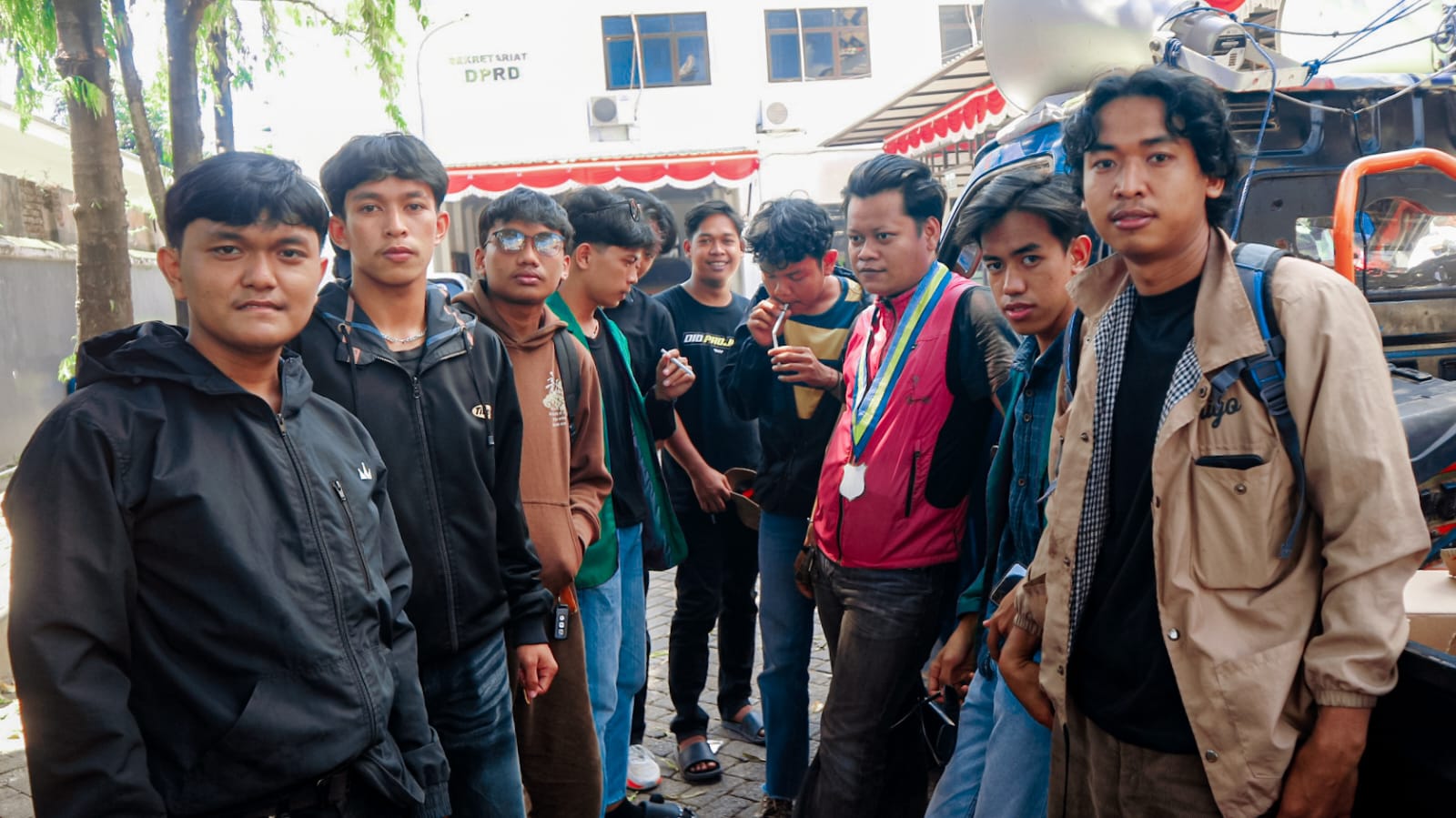 💬 DEMA STAI DDI Maros Turut Ikut Aksi Tolak Eksekusi Lahan Cambalagi di Depan PN Maros